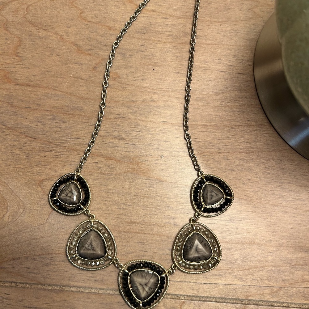 Statement necklace